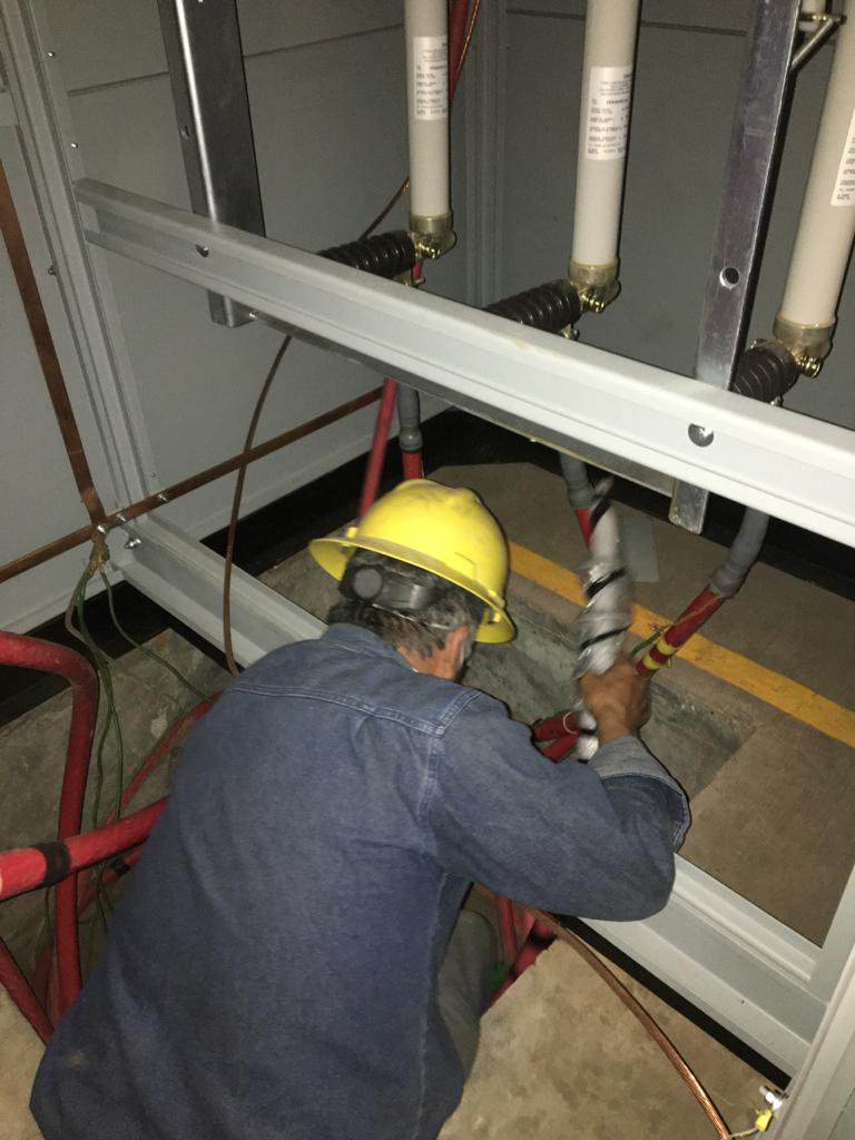 Filtrado y desgasificado del aceite dieléctrico